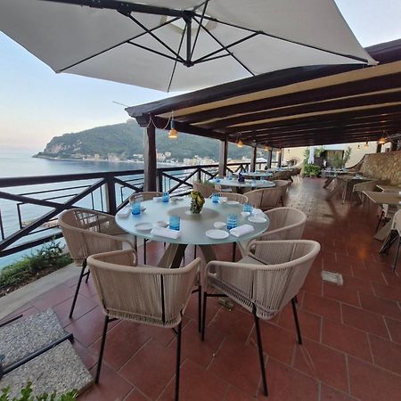Palazzo Vescovile Hotel Noli Dış mekan fotoğraf