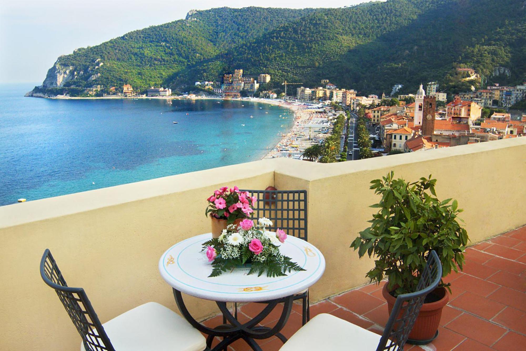 Palazzo Vescovile Hotel Noli Dış mekan fotoğraf
