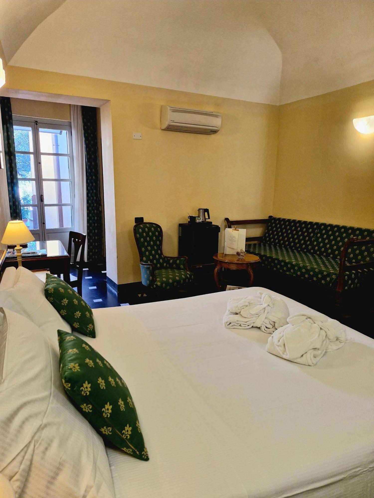 Palazzo Vescovile Hotel Noli Dış mekan fotoğraf